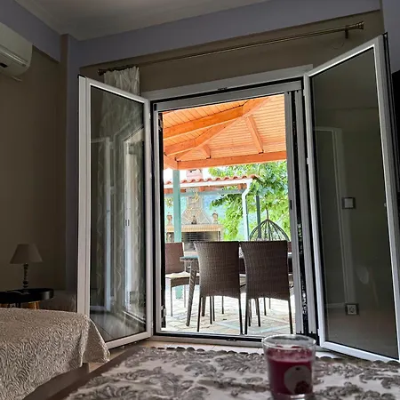 Semesterbostad Golden Island *